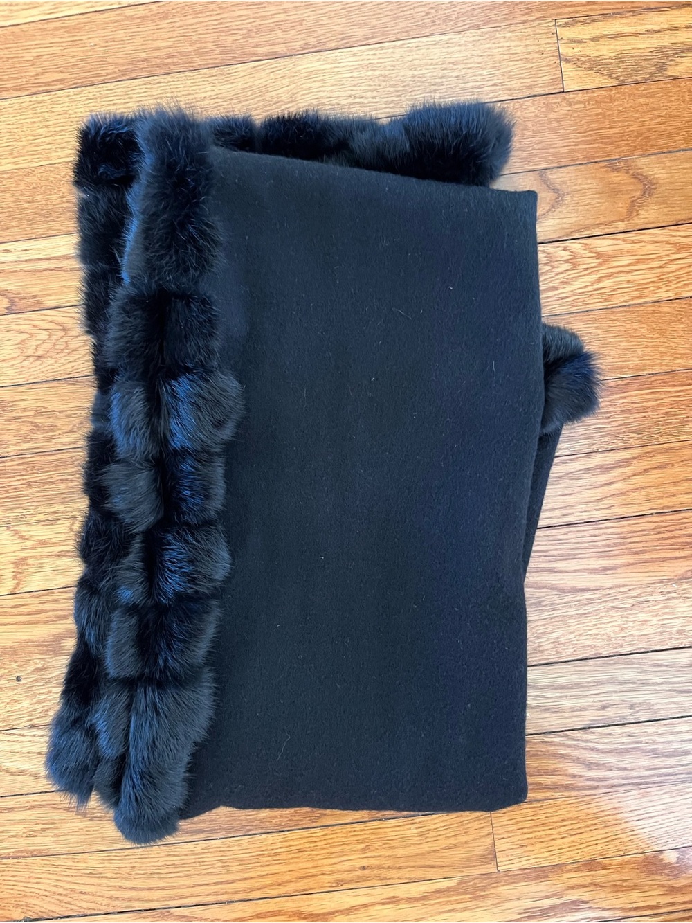 J. McLaughlin Black Genuine Wool Wrap with Faux Fur Trim - Picture 5 of 5